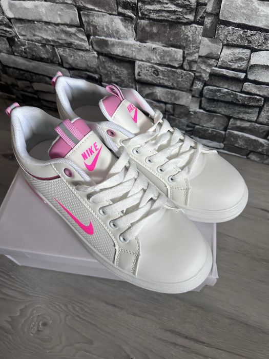 Nowe adidasy biale 38