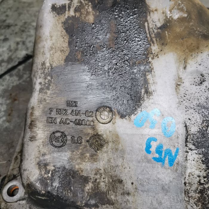 BMW E90 E91 E92  N53B30  N53B25 miska olejowa