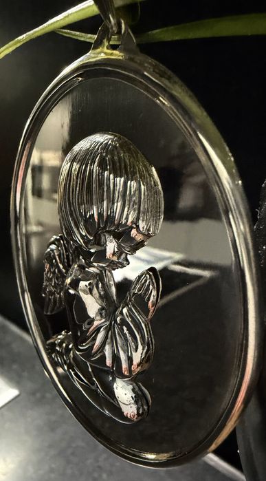 Medalha para berço oval em prata