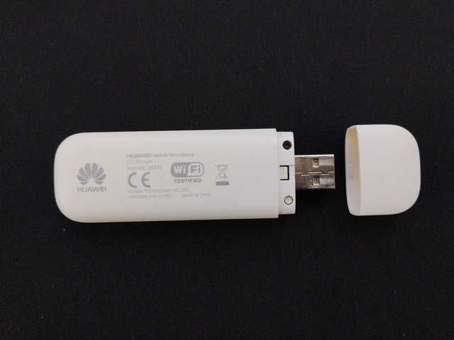 4G LTE Wi-Fi-модем Huawei E8372h-153. ФІРМОВИЙ чип прошивка (не bolt). ІДІАЛ Full комплект.Працює з усіма сім-картами