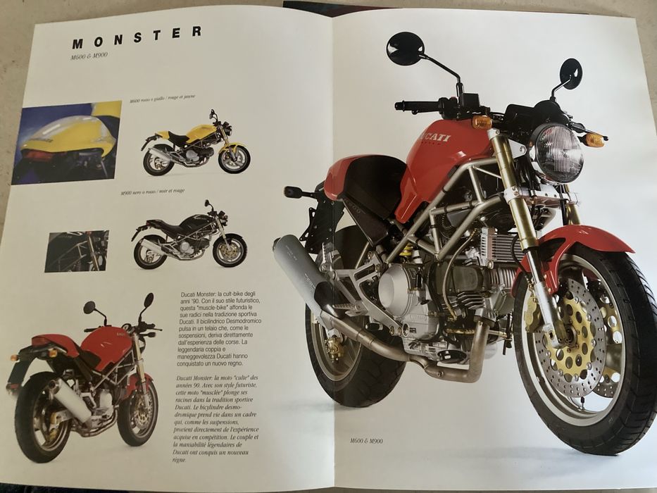 Catálogo Ducati Monster