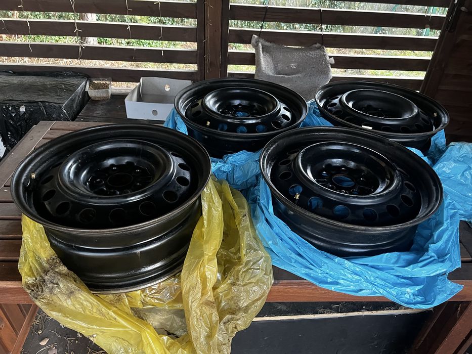 Felgi stalowe czarne 16 cali, profil 7,5 cala