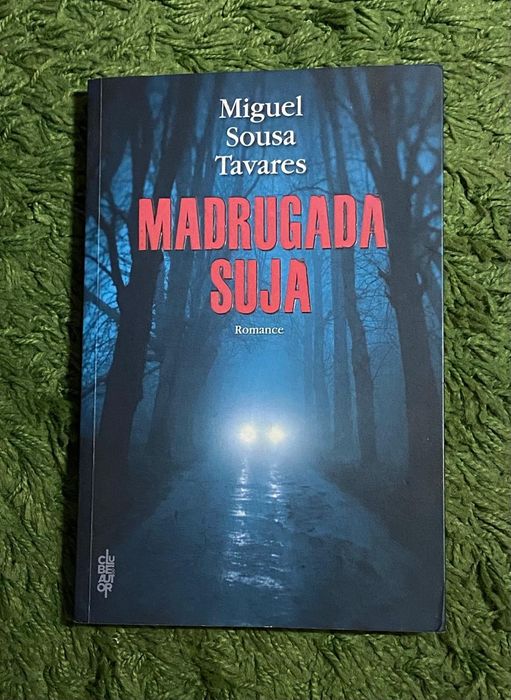 Livro "Madrugada Suja"