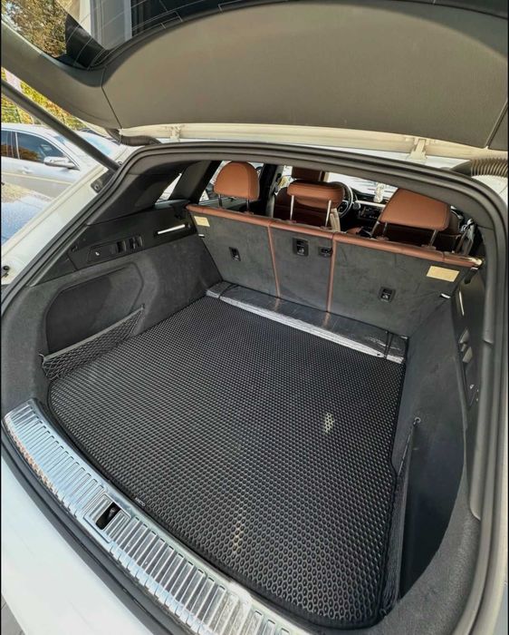 Продам Audi e-tron Prestige 2019 рік можлива розстрочка,кредит,обмін!