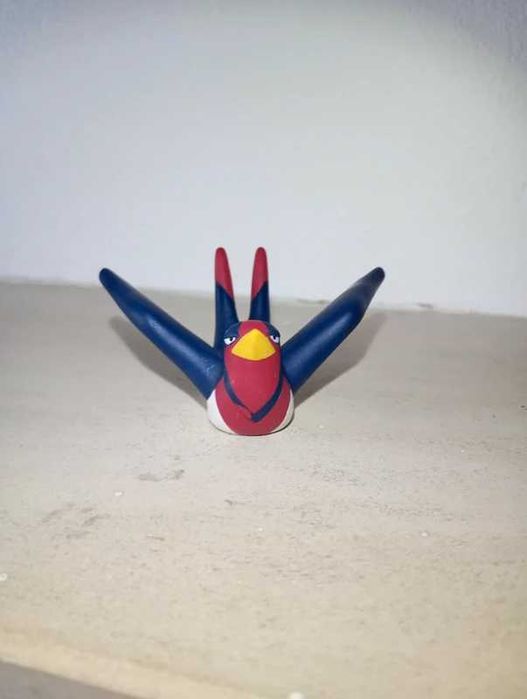 Pokémon finger puppet / brinquedo / figura pokémon Swellow da bandai