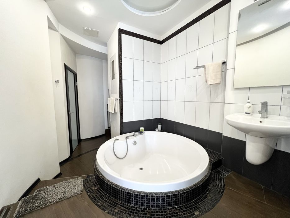 Джакуззи, Мост Сити, центр, новострой