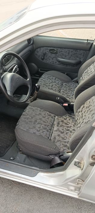 ..Hyundai accent..65054174888321124