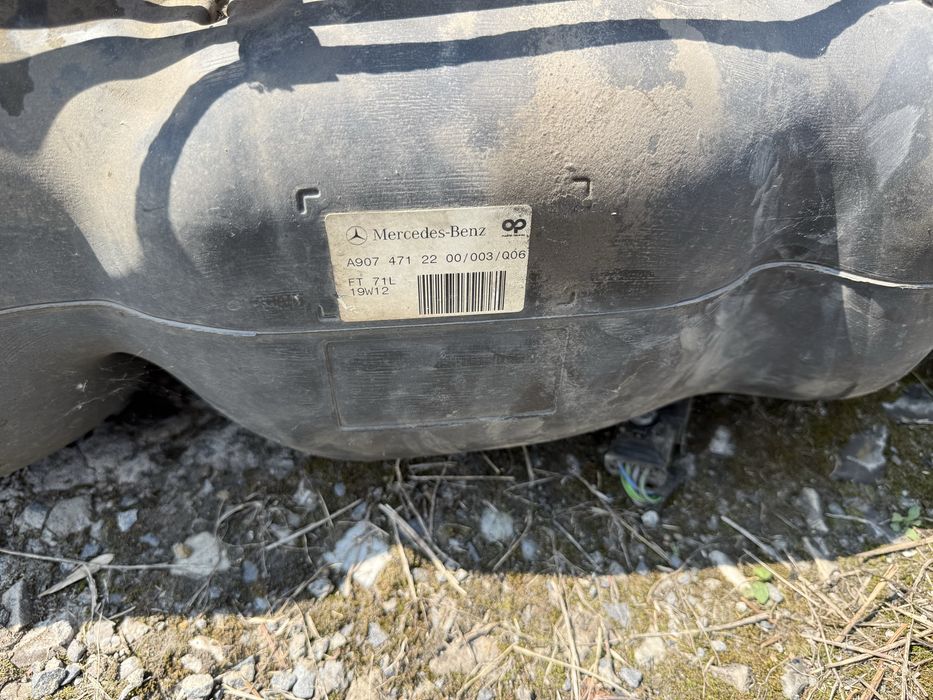 Продам бак Sprinter 907 колба насос в бак