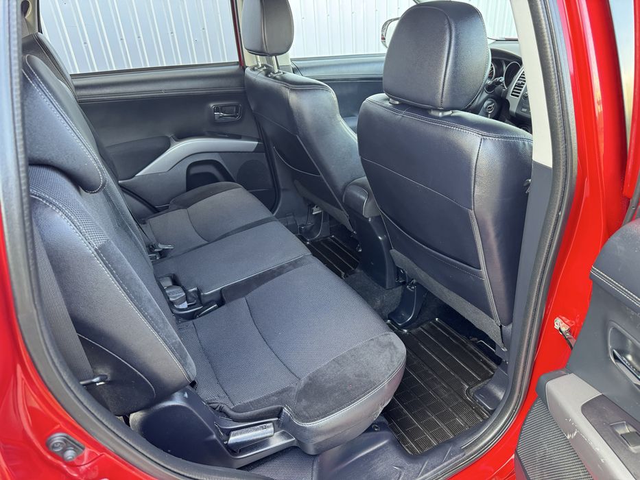 Mitsubishi Outlander 2.3 did 4*4  з Швейцарії