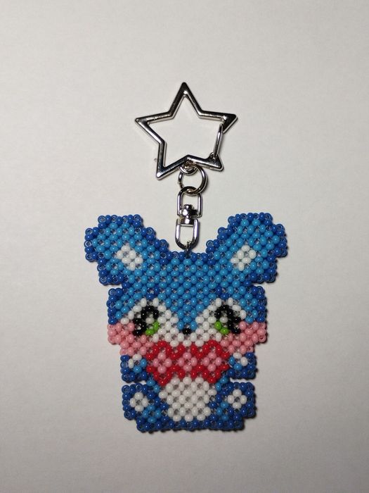 Брелочки з бісеру