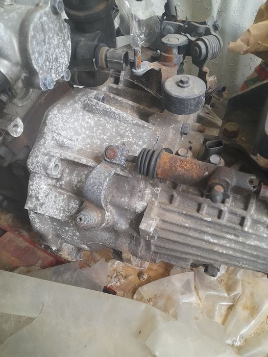 Caixa e motor hyunday getz 2002 a gasolina 1.1