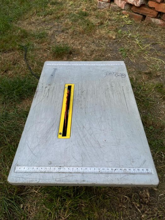 Piła stołowa nowa tarcza