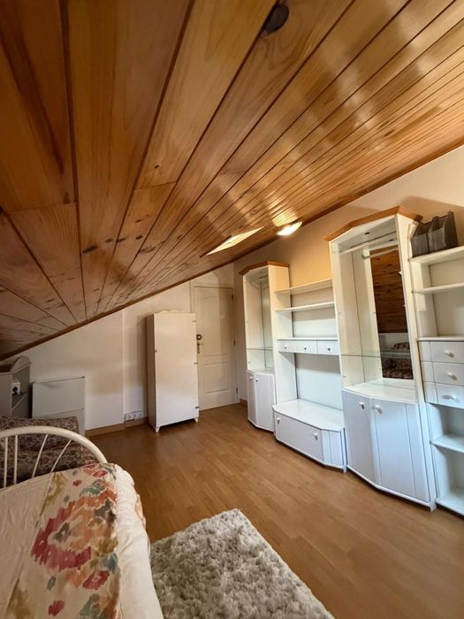 Arrenda-se quarto Estoril/Cascais