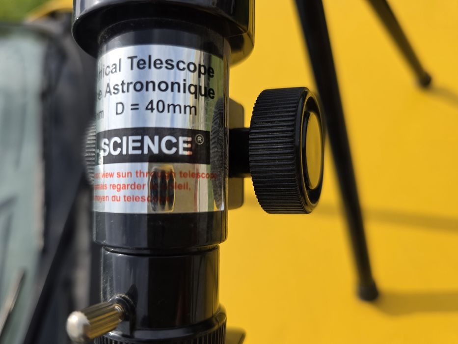 Teleskop astronomiczny Tele-Science 40/500 ze statywem i okularem 20 mm