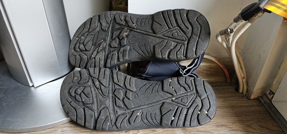 Adwenture sandały męskie rozmiar 44 wkładka 28,5cm używane