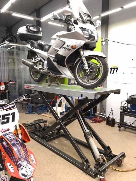 Подъёмники,мото подкаты.Подъёмный столы.