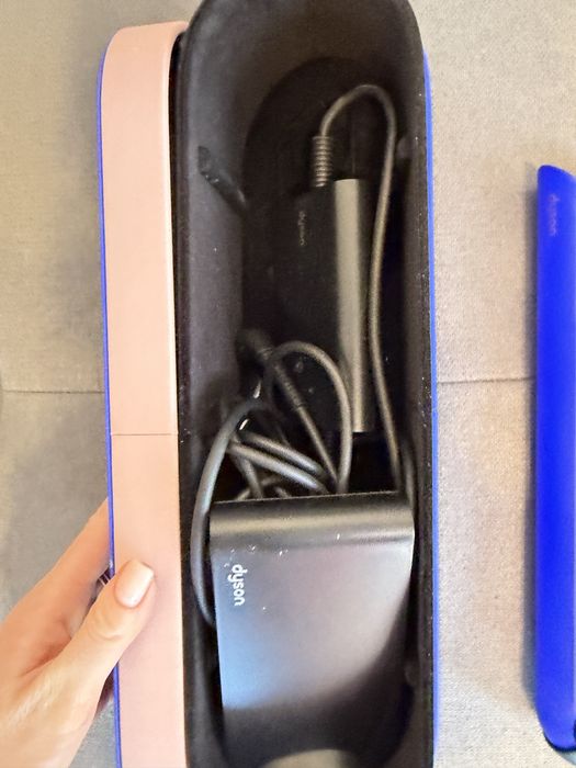 Випрямляч dyson синій із боксом