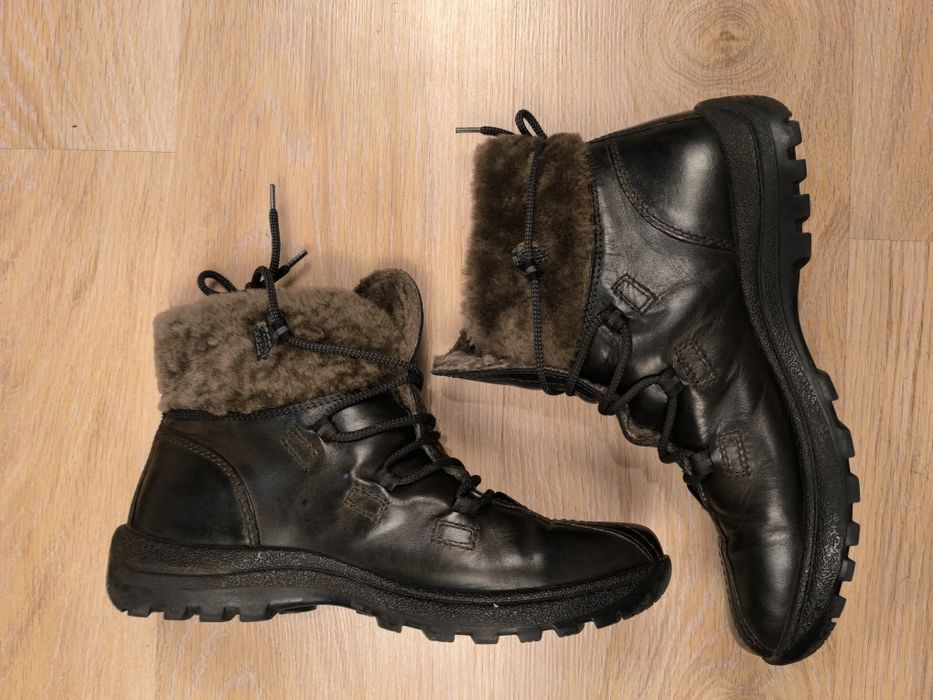 Skórzane ciemnobrązowe ocieplane trzewiki Caprice 39