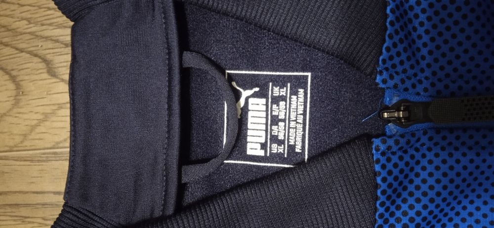 Продам кофту PUMA WIMBLEDON.