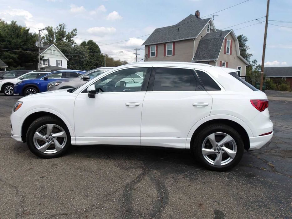 Audi Q3      2019
