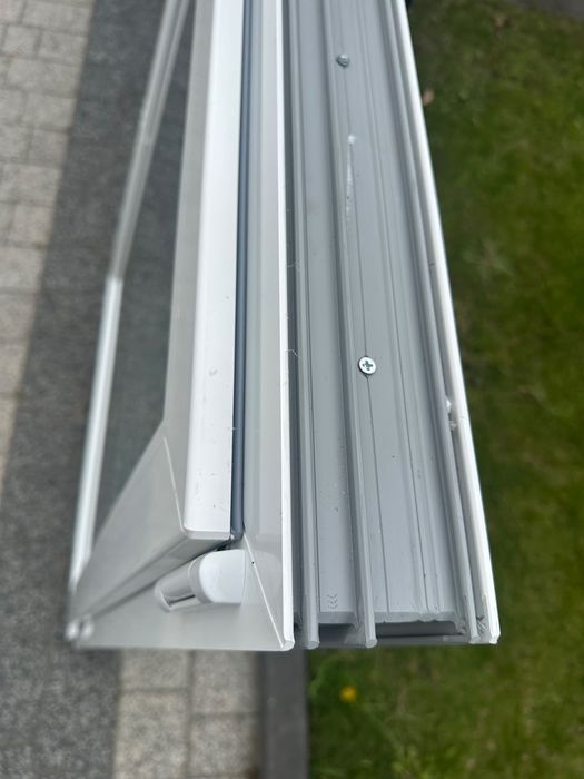 2 NOWE OKNA PVC – 3-szybowe