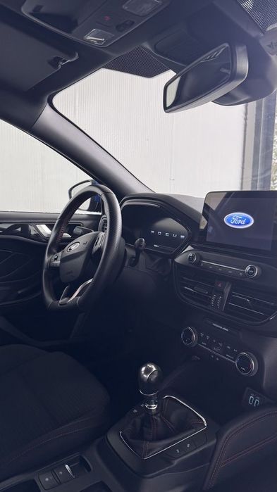 Ford focus st line 1.0 ecoboost