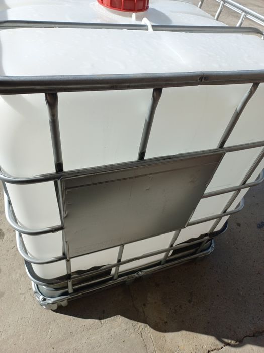 Zbiornik mauzer 1000L jak nowe czyste na wodę transport