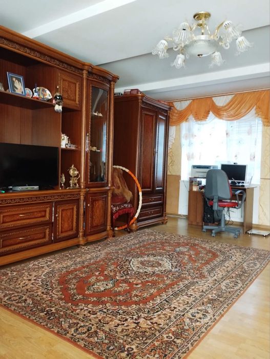 Продаж будинок + бізнес