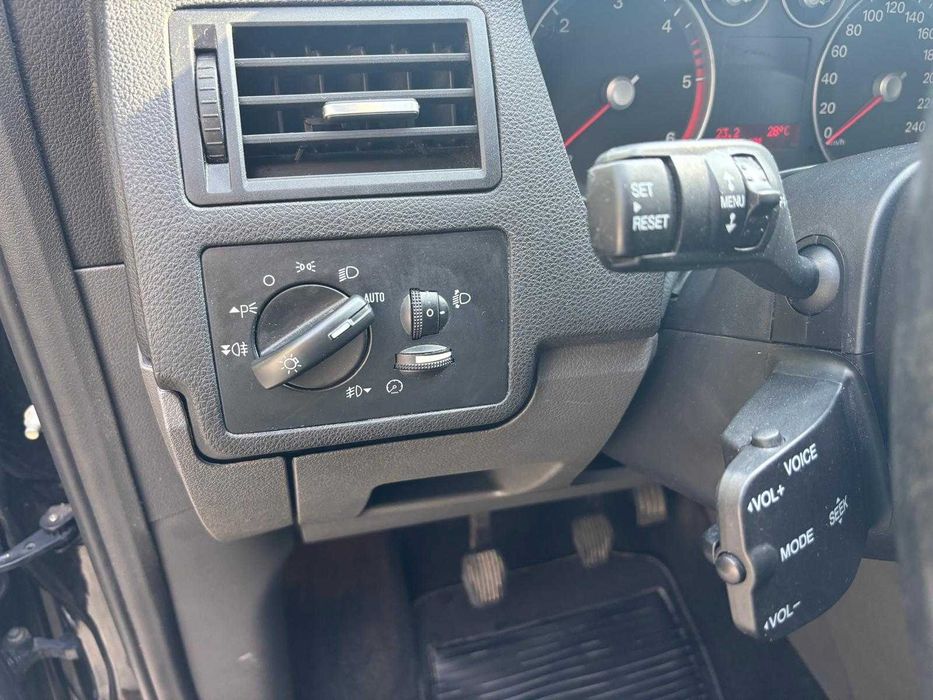 Ford C-Max — fotografia 10
