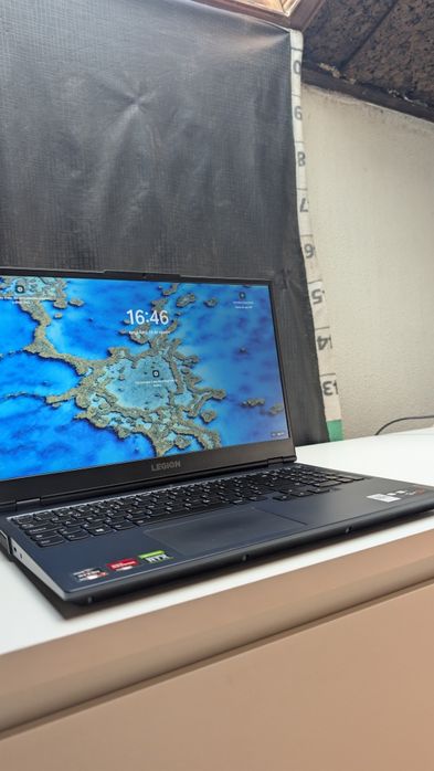 Portátil Gaming Lenovo Legion 5 15ACH6H