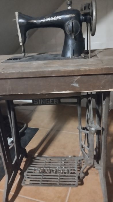 Máquina Singer muito antiga