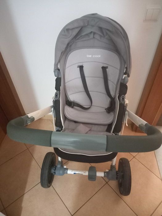 Carrinho bebé trio/ ovo cadeira e alcofa