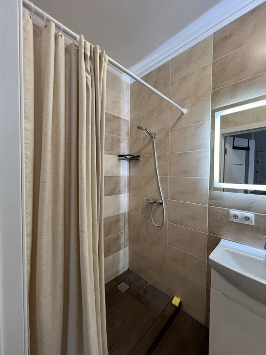 Оренда котеджу с. Лапаївка близько Зимна Вода