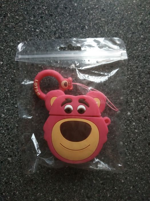 Чохол для навушників Apple AirPods Pro