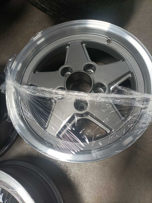 Jantes Mercedes 15 ARC Alurad 7X15 ET 21 restauradas