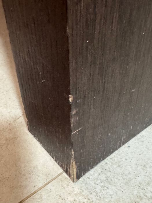 Aparador wengé marca Tema