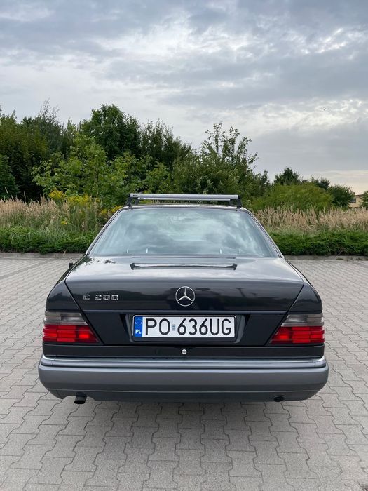 Mercedes-Benz Klasa E Mercedes w124 E200