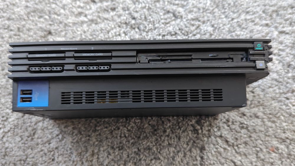 Ігрова приставка Sony PlayStation 2 Fat (SCPH-50004) + 2 оригінальні г