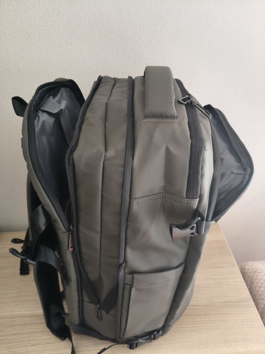 Mochila tech expansão com sistema vácuo