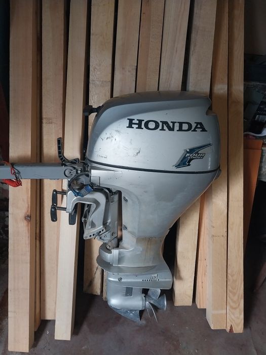 Мотор човниковий Honda