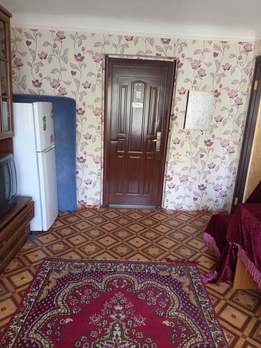 Продам 2ух комн.гостинку