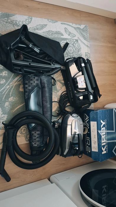 Kirby Avalir 2 
Multi-surface shampoo system