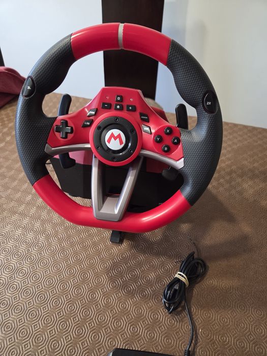 Volante HORI Mario Kart Deluxe (Nintendo Switch - Vermelho)
