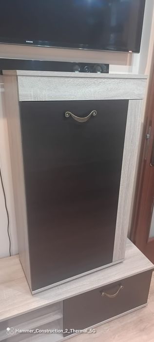 Szafka rtv komoda z szybą