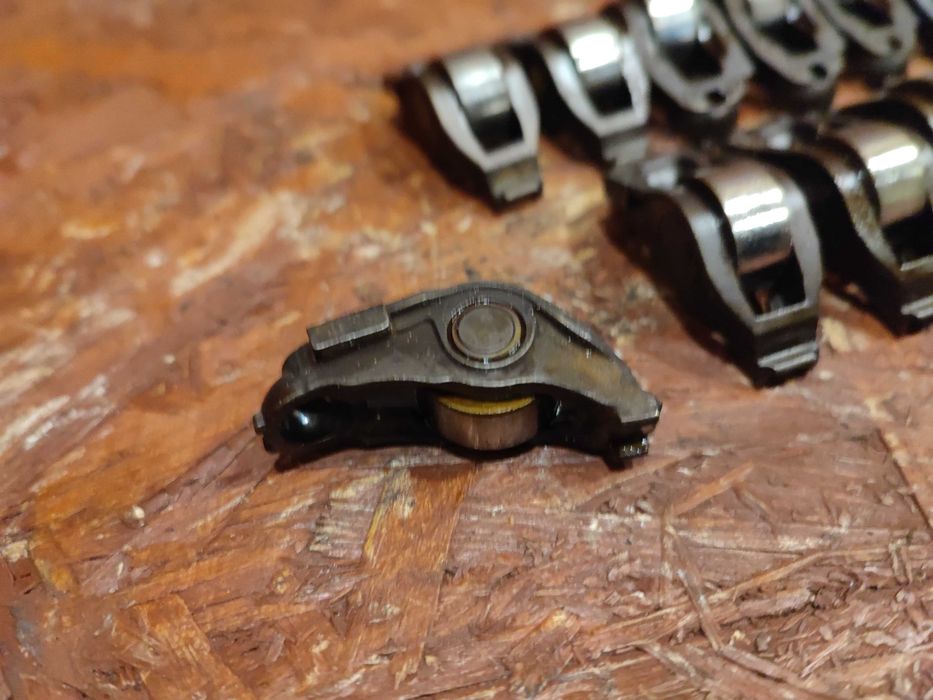ORYGINALNE DŹWIGNIENKI zaworowe do silnika N46 / N42 / N45 Sprawne OEM