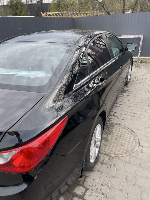 Hyundai Sonata 2012 Автомат | 2.0 Газ/Бензин | Власник, 2 комплекти нової гуми