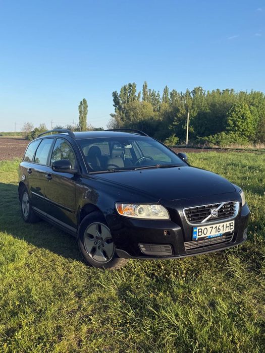 Продам авто вольво В50 1.6 дизель