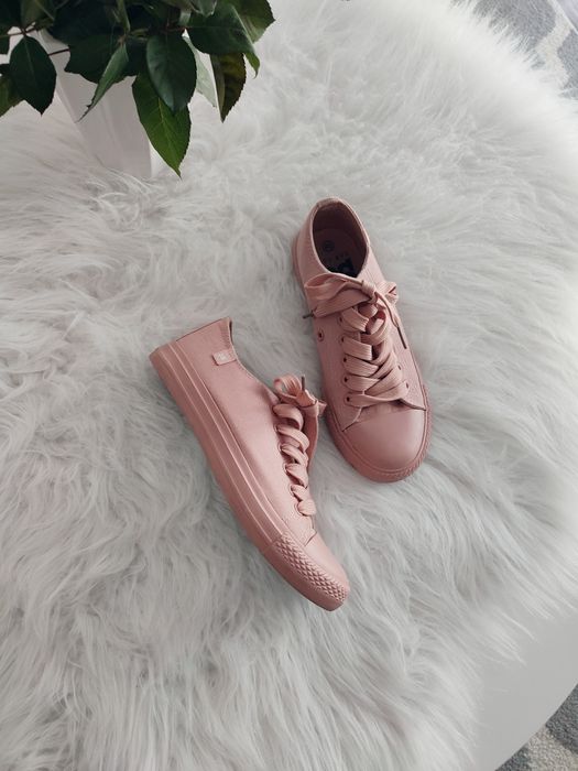 Trampki pudrowy róż up8