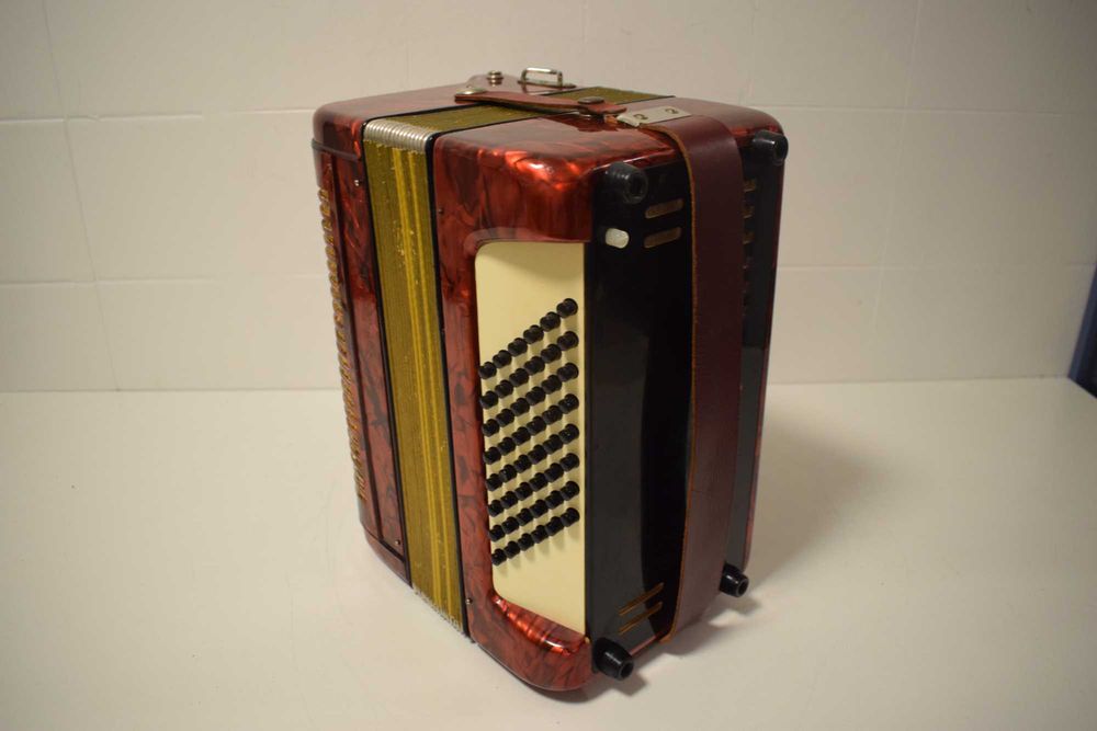 Acordeao Hohner Amati 2 Voz, N 01