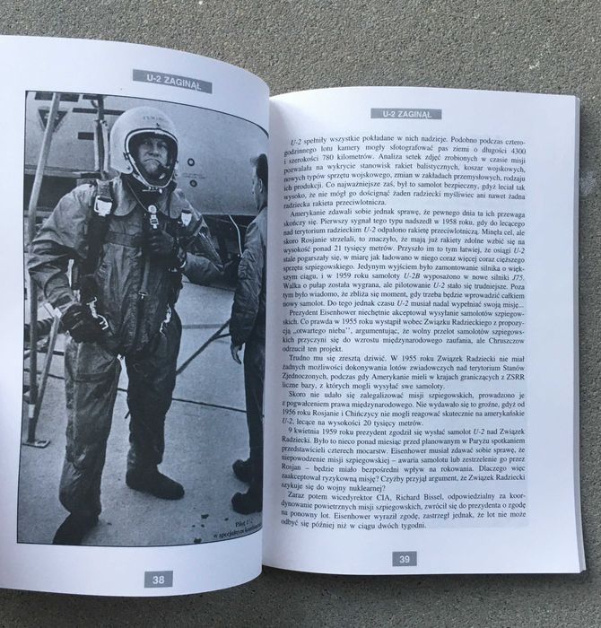 U-2 zaginął B. Wołoszański Sensacje XX wieku tom 15 stan bardzo dobry